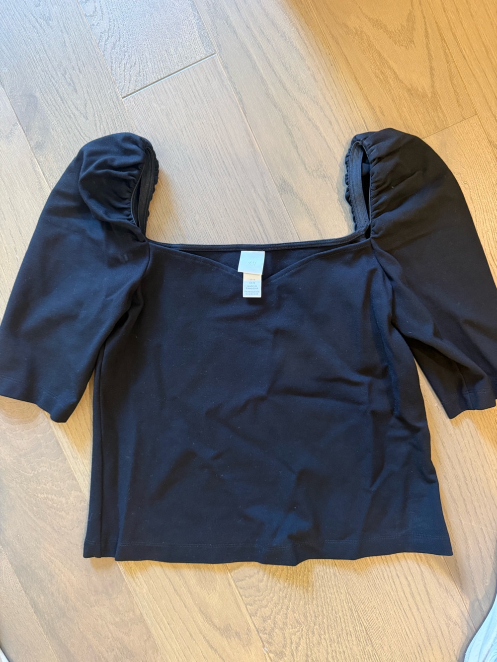 H&M Black Puff-Sleeve Top